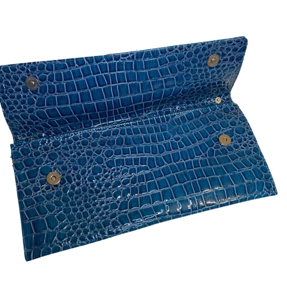 ๐3 FOR $15๐ Alligator Print Teal Blue Clutch Handbag - Picture 4 of 13